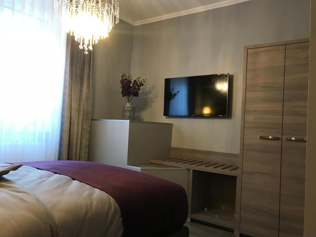 Apartmenthaus Burgenheimat In Rhens Bei Koblenz Eksteriør bilde