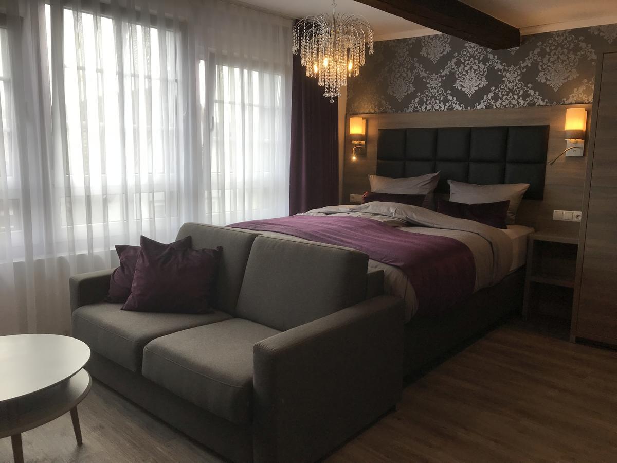 Apartmenthaus Burgenheimat In Rhens Bei Koblenz Eksteriør bilde