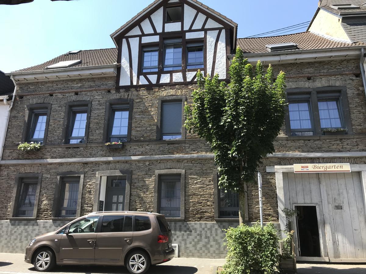 Apartmenthaus Burgenheimat In Rhens Bei Koblenz Eksteriør bilde